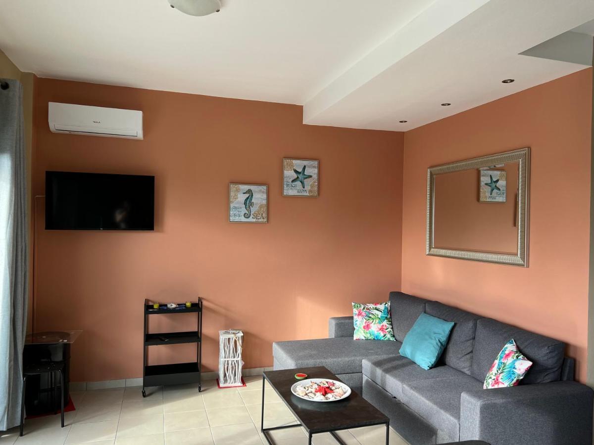 Kakovatos - Luxury Sea Apartment “Roberta” 66M2 Esterno foto